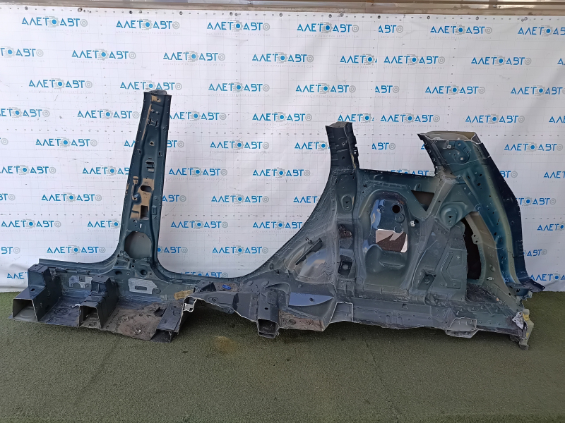 Quarter wing rear right Audi Q7 16-26 sawed off with the central pillar, blue