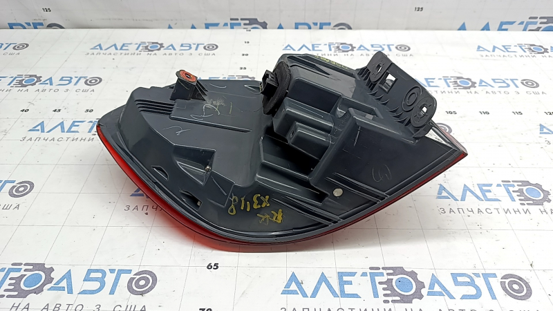 BMW X3 G01 18-21 LED outer right wing light, worn, cracked