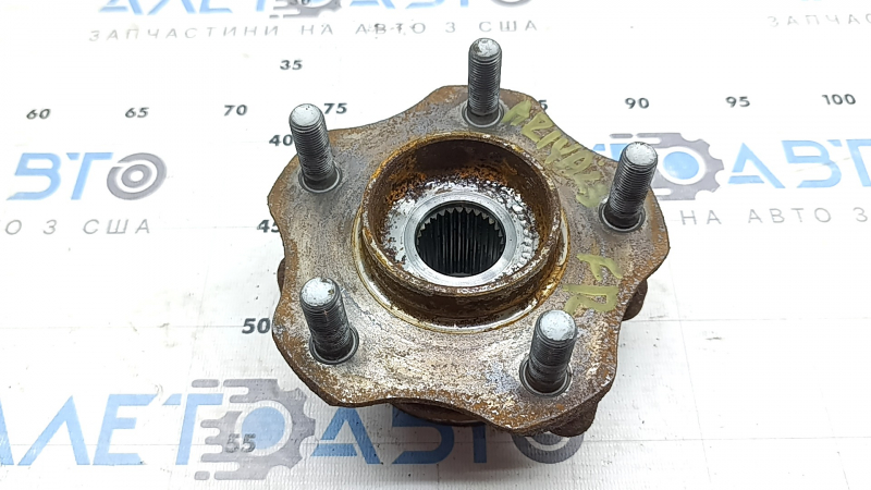 Front right hub Nissan Ariya 23-26 Extended range, rusty