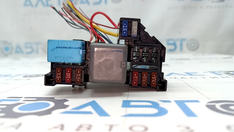 Right underhood fuse box for Toyota Camry v55 15-17 without wiring