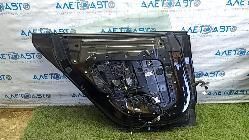Rear left door assembly Tesla Model 3 18-20 black PBSB, chips, scratches