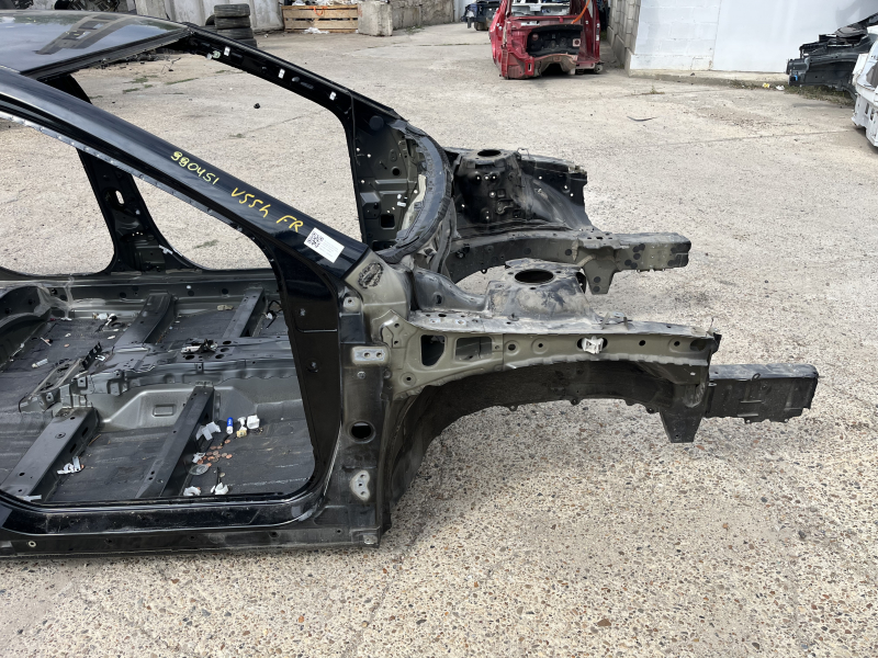 Front right quarter panel for Toyota Camry v55 15-17 usa on the body, black