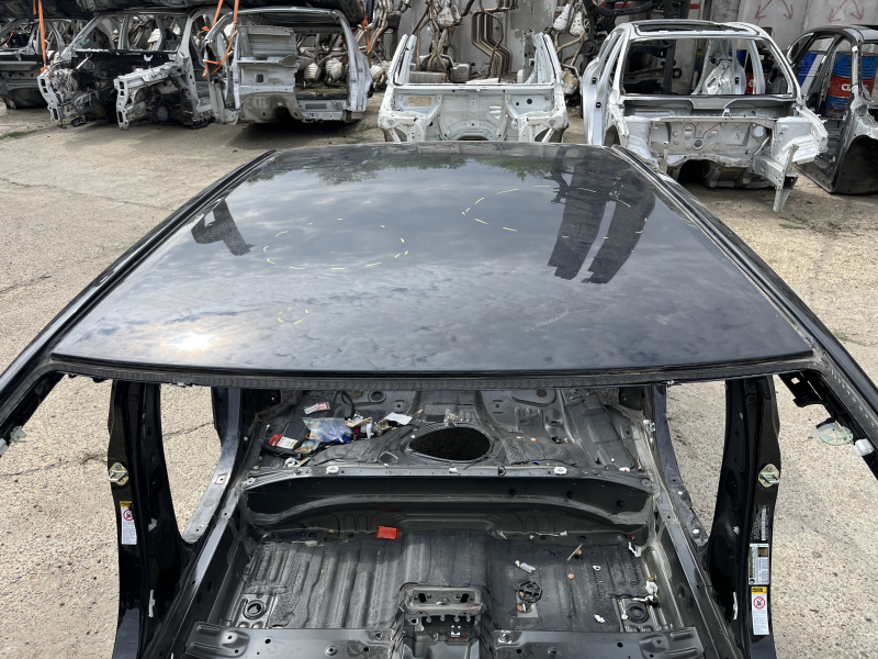 Metal roof Toyota Camry v55 15-17 usa without sunroof, on the body, dents, bump