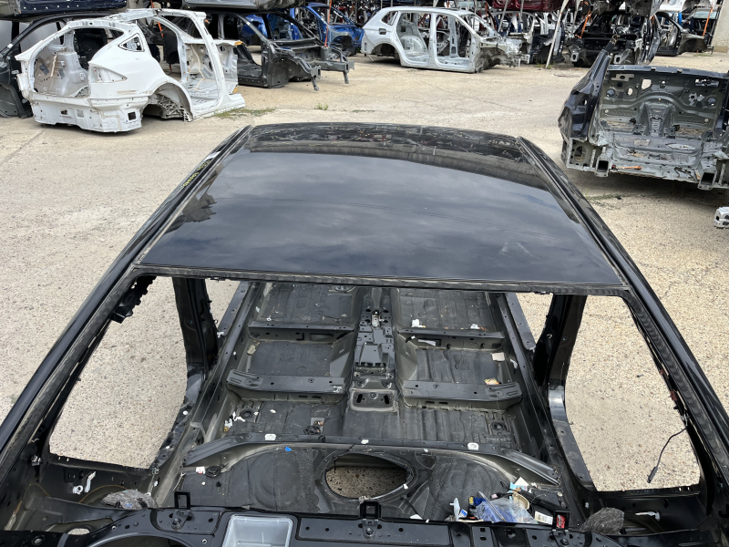 Metal roof Toyota Camry v55 15-17 usa without sunroof, on the body, dents, bump