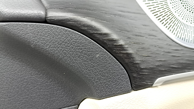Door trim, front right card, Mercedes X167 GLS 450 580 20-26, dark gray, insert and armrest, beige leather, molding under dark wood Burmester, scratches