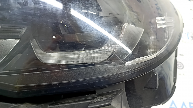 Front left headlight assembly BMW X5 G05 19-23 LED, scratch