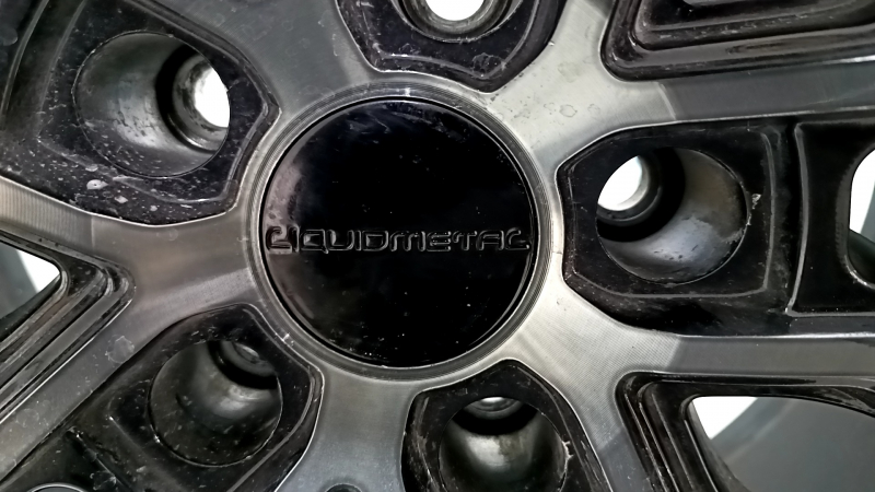 Set of wheels R18 x 8J ET40 Toyota Camry v55 15-17 Liquid Metal, with caps, light curb
