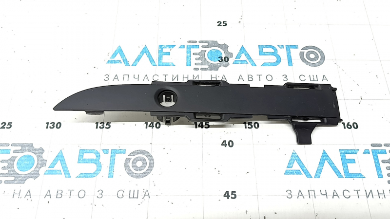 Right front bumper trim Mercedes X167 GLS 450 20-26 structure, for parking sensors, crack in mount