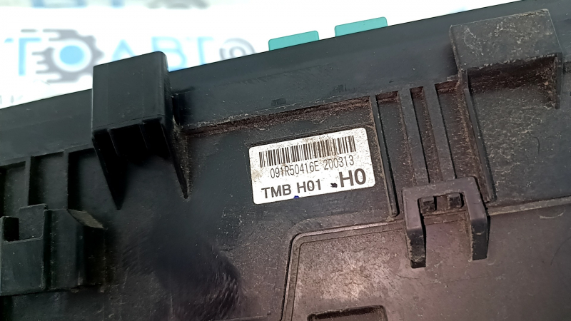 Honda CRV 20-22 hybrid Touring underhood fuse box, without wiring