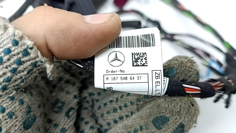 Wiring for the front right door of Mercedes X167 GLS 450 20-26, long, keyless, for the camera