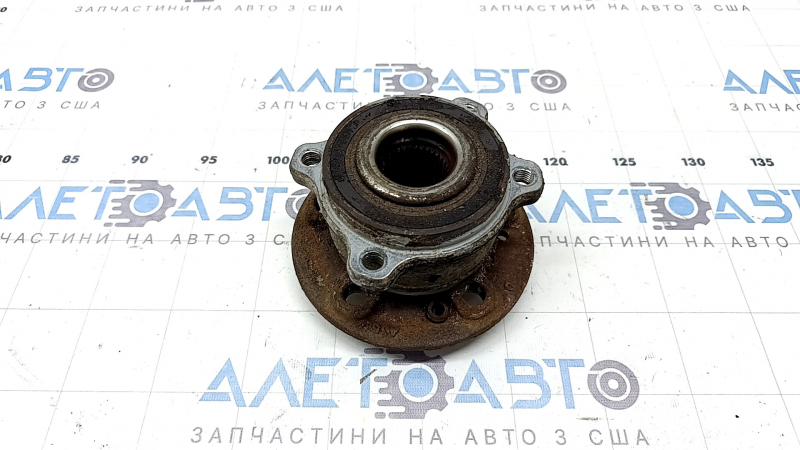 Front left hub Mercedes X167 GLS 450 580 20-26 rusty