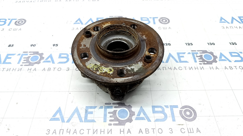 Front left hub Mercedes X167 GLS 450 580 20-26 rusty