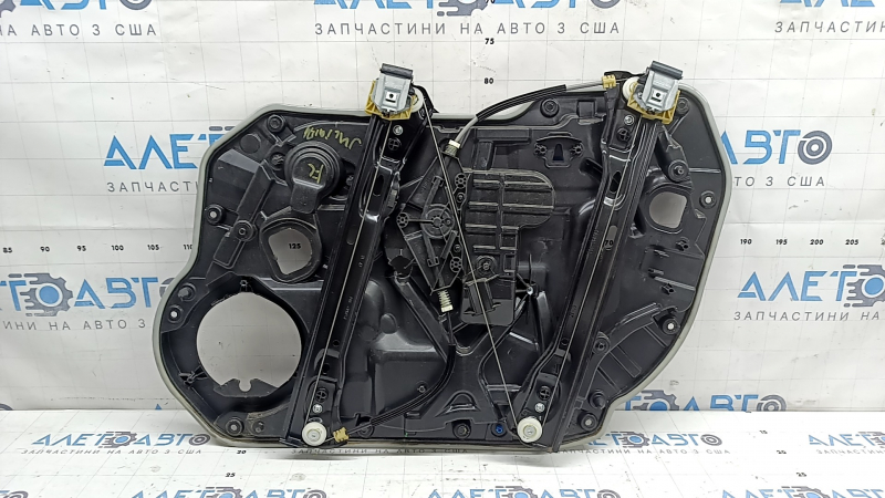 Front left window lift mechanism for Alfa Romeo Giulia 17-24 with panel, missing fragment