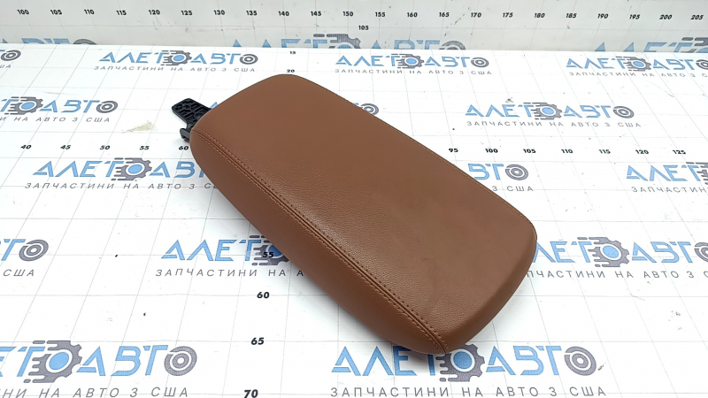 Alfa Romeo Giulia 20-23 center console armrest, brown leather