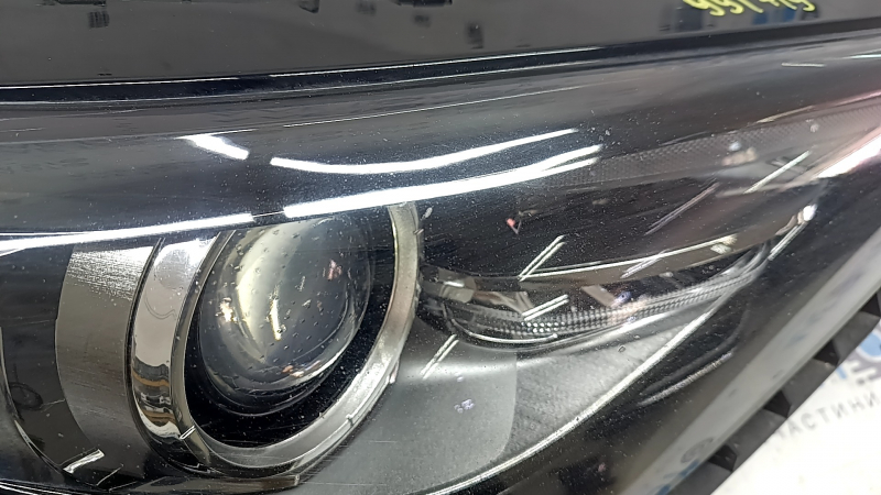 Front right headlight assembly Alfa Romeo Giulia 17-23 xenon, needs polishing, chips, damaged mount