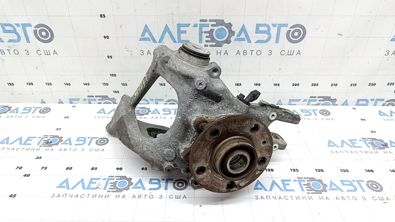 Rear right axle shaft with hub, Audi A4 B8 08-16 AWD with ABS sensor, rusty hub, microcracks