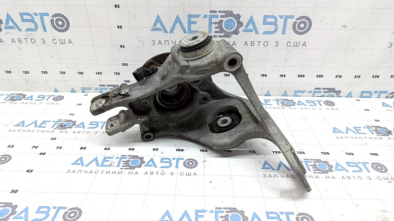 Rear right axle shaft with hub, Audi A4 B8 08-16 AWD with ABS sensor, rusty hub, microcracks
