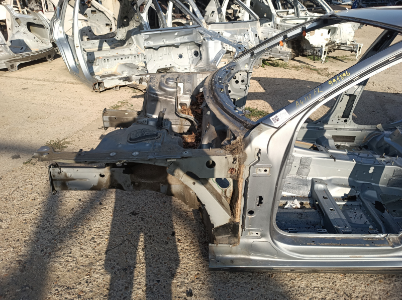 Front left quarter panel for Audi A4 B8 08-16 on the body, silver