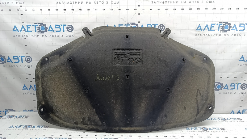 Alfa Romeo Giulia 19-23 hood insulation is worn out