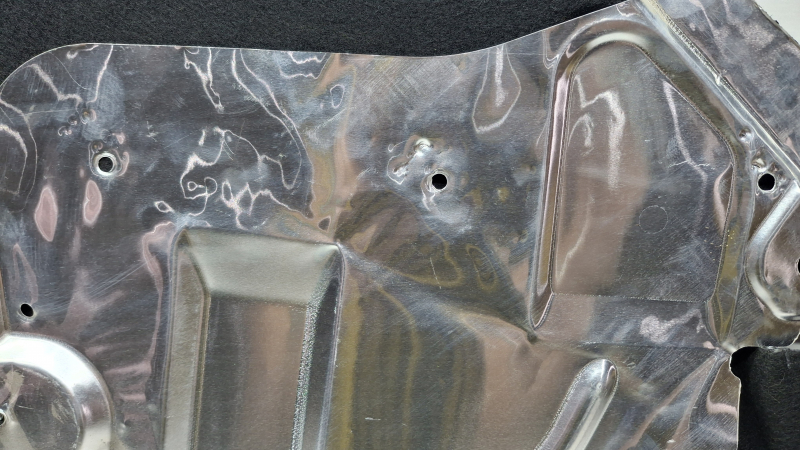 Engine protection for Jeep Cherokee KL 19-22 2.0T FWD with hatch, China, missing metal part fastening, dents on metal part
