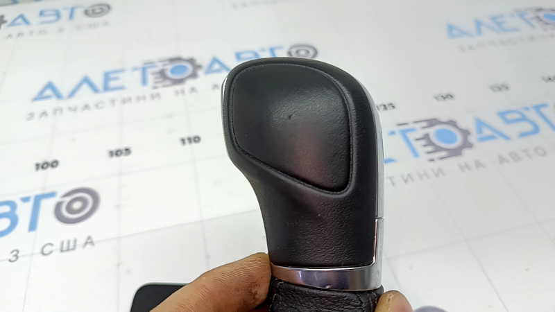 Gear knob with shifter cover VW Passat b8 16-18 USA black leather, glossy cover, under start-stop, scratches