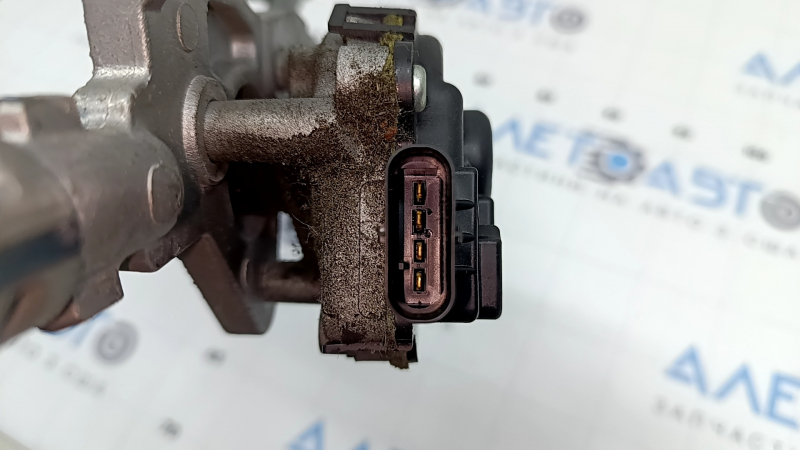 Windscreen wiper linkage with motor BMW X3 G01 18-24 cracks