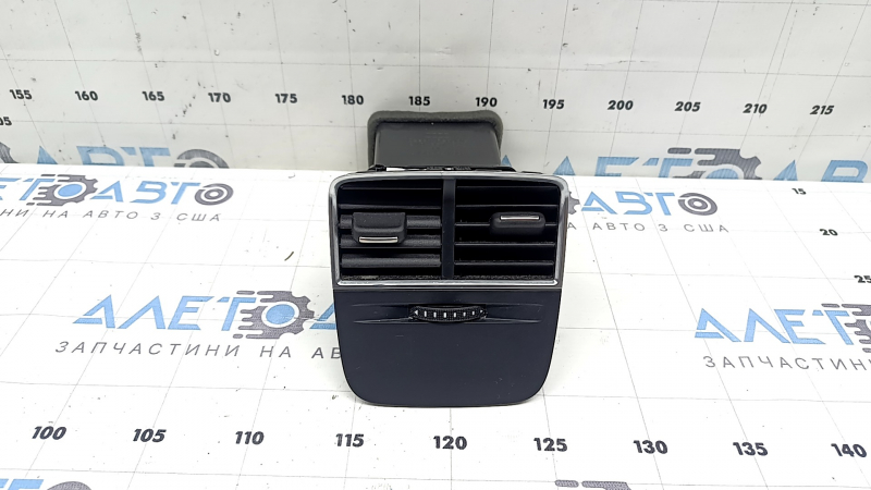 Air duct deflector for the center console of the Audi A3 8V 15-20, black with chrome, scratches
