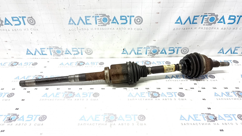 Front right half shaft of Ford Escape MK3 13-19 2.0T AWD is rusty, threads are stripped