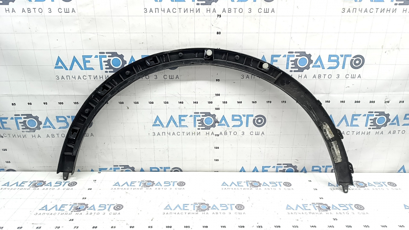 Rear right fender arch trim BMW X7 G07 19-26 black, scratches, pressed