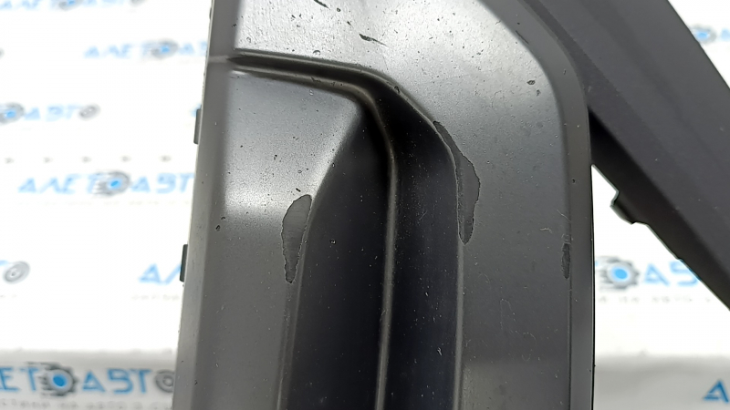 Front bumper central molding Hyundai Santa FE 19-23 XRT, graphite structure, scratches, broken fastening