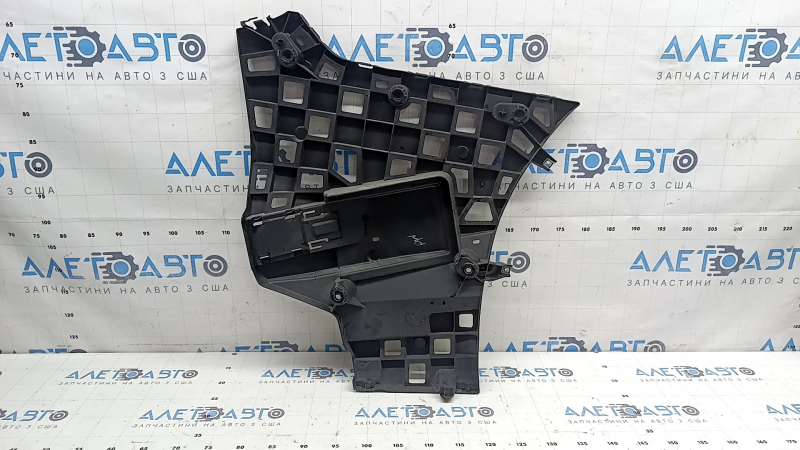 Rear bumper mount, left outer, BMW X7 G07 19-22, broken mount