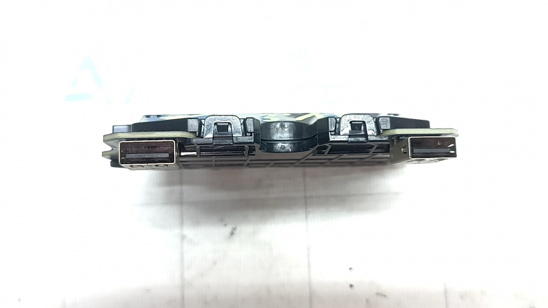 USB Hub Tesla Model 3 18-23