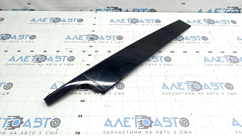 Front left side door trim BMW X7 G07 19-26 black gloss, scratches