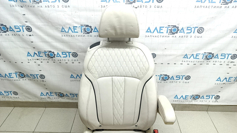 Seat 2nd row right BMW X7 G07 19-25 with airbag, electric, heated, for 6 seats, Vernasca leather, Elfenbein-Weiss, for dry cleaning, tears in the rear lower trim