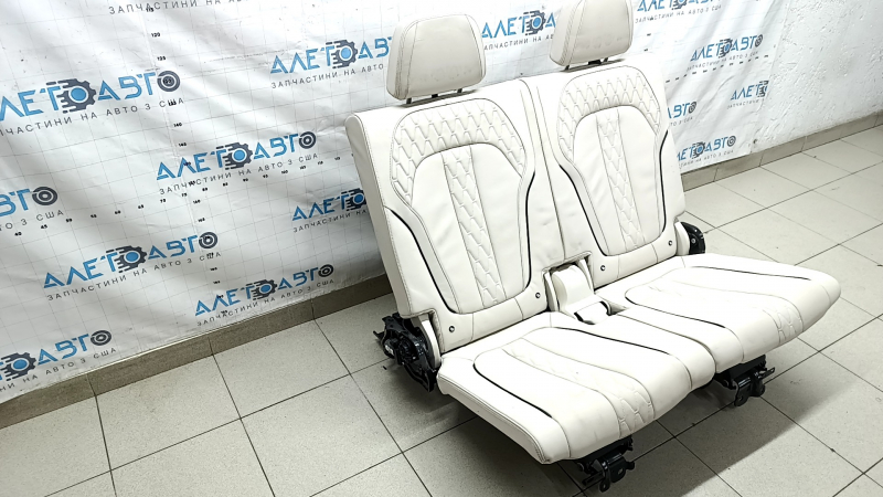 Rear row of seats 3rd row BMW X7 G07 19-22 electric, heated, for 6 seats, Elfenbein-Weiss leather, Comfort, dry-cleanable, torn seat belt latch lining