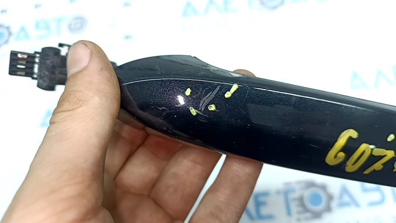 BMW X7 G07 19-26 keyless outer front right door handle with backlight, worn