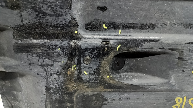 Rear left underbody protection BMW X3 G01 18-24, torn, dented