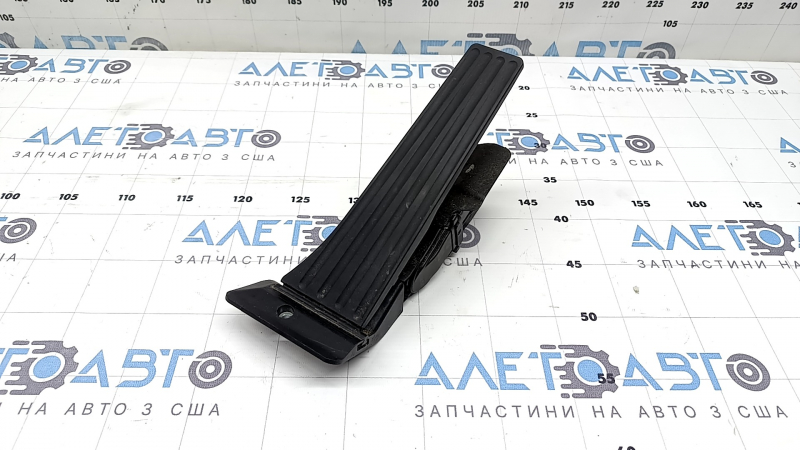 Gas pedal BMW X7 G07 19-26 black