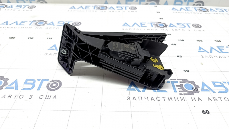 Gas pedal BMW X7 G07 19-26 black
