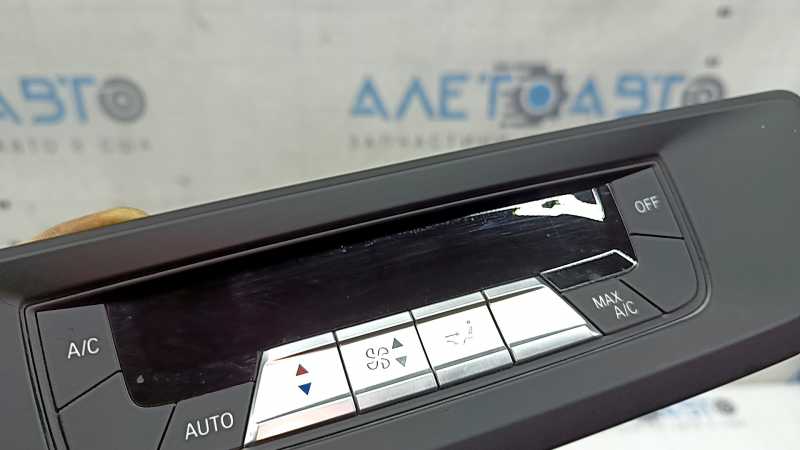 Climate control control 3rd row BMW X7 G07 19-26 in the ceiling without heated seats, scratches