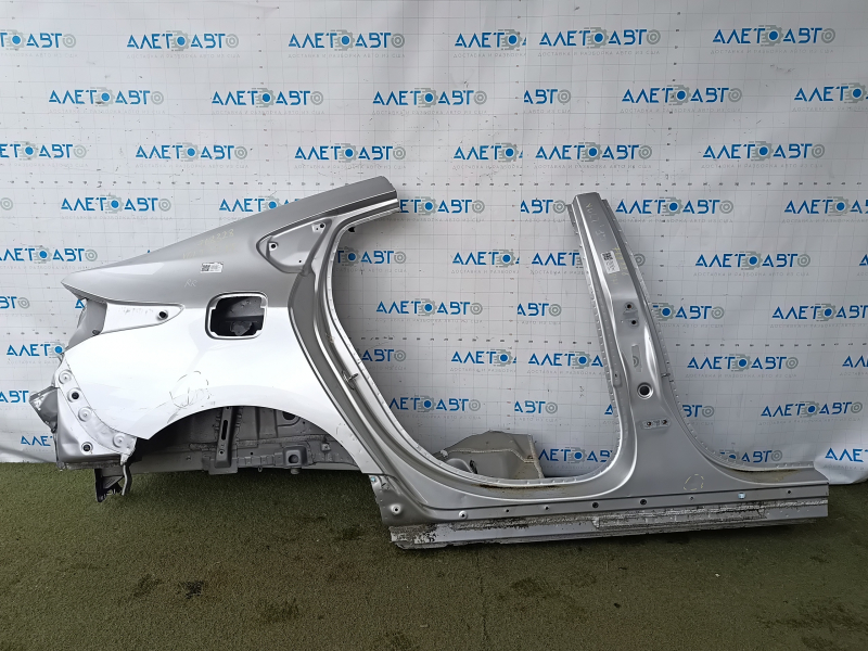 Quarter wing rear right Chevrolet Volt 16 - sawed off with the central pillar, silver, pokes