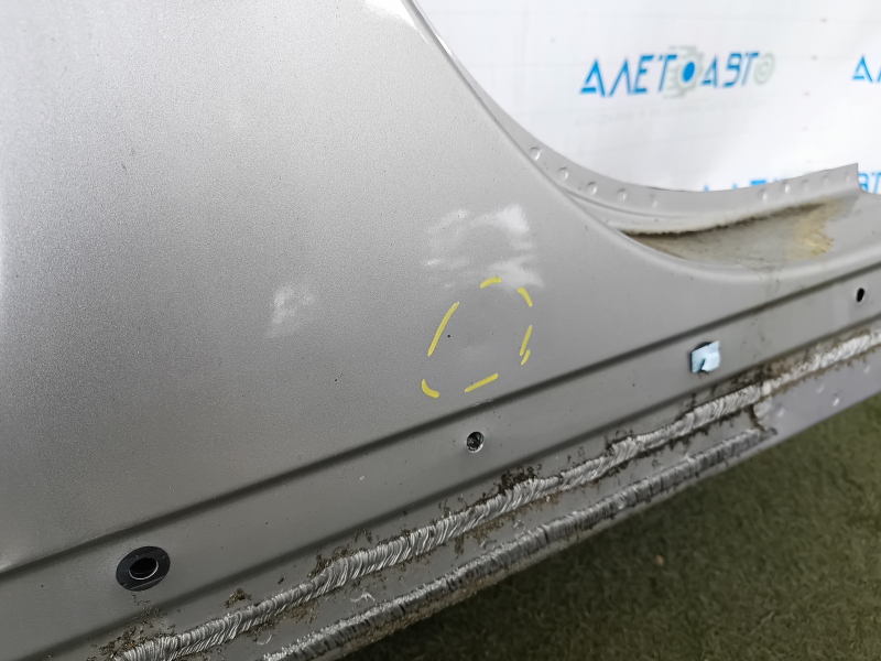Quarter wing rear right Chevrolet Volt 16 - sawed off with the central pillar, silver, pokes