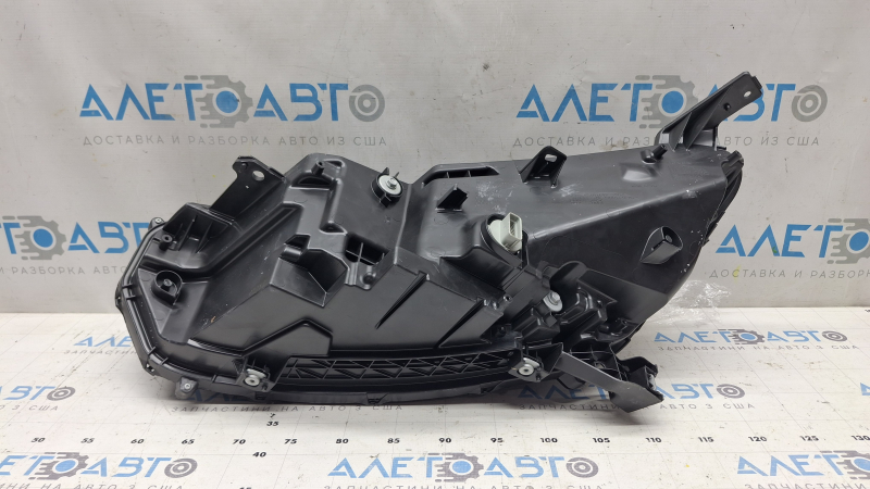 Front right headlight assembly Honda CRV 23-26 LED with black glossy molding, one mount after repair, scratch
