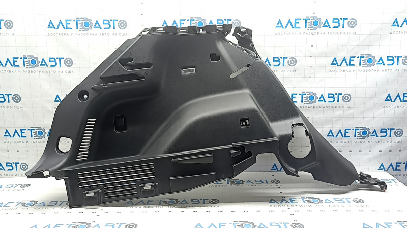 Rear left arch trim for Chevrolet Equinox EV 24-26 with cigarette lighter and lamp, scratches