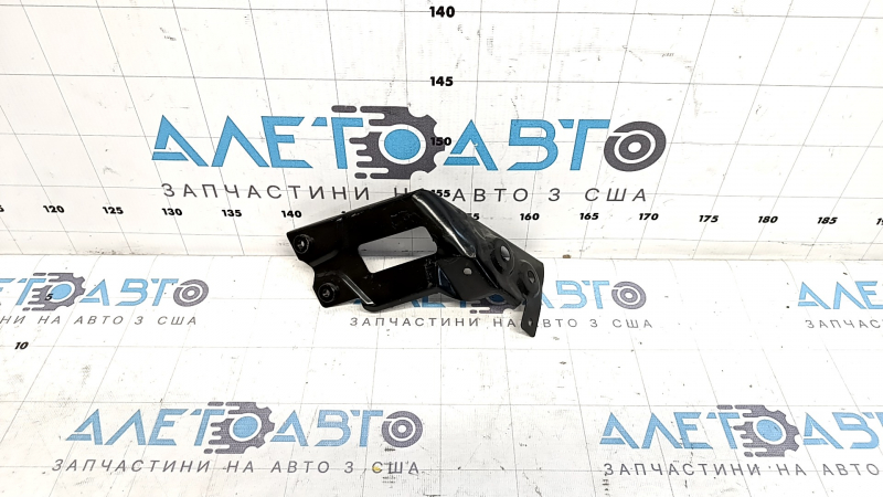 Lower front left fender bracket BMW X5 G05 19-26