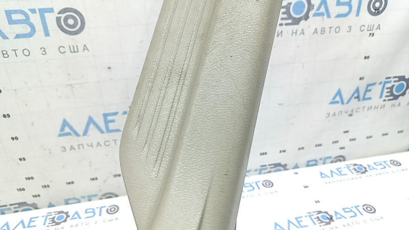 Rear right door sill trim Toyota Camry v40 07-11 beige, scratches, needs cleaning