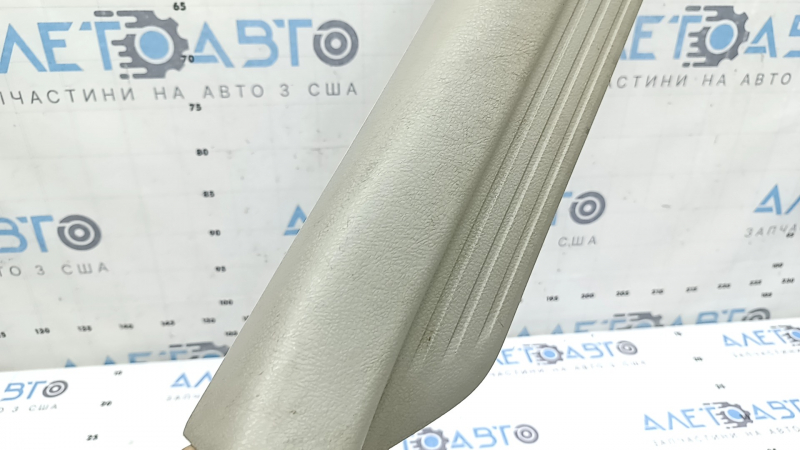 Front left door sill trim Toyota Camry v40 07-11 beige, scratches, needs cleaning