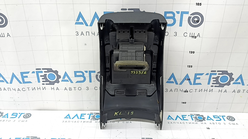 Center console trim with air vent deflector Jeep Cherokee KL 19-21 black, scratches