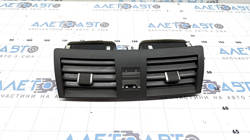 Central air duct deflector Toyota Camry v40 07-11 brown, worn