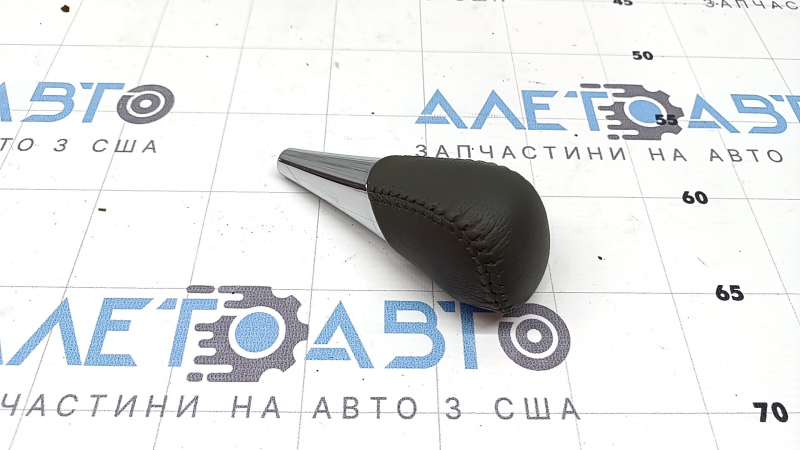 Gear knob Toyota Camry v40 07-11 brown leather, scratches